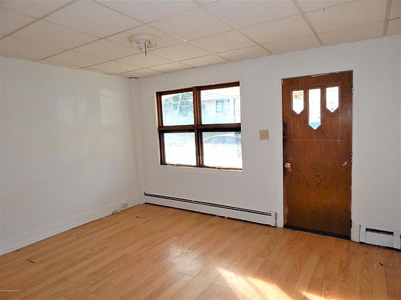 #165 Living room