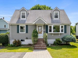 26 Sylvia St, Lexington, MA 02421