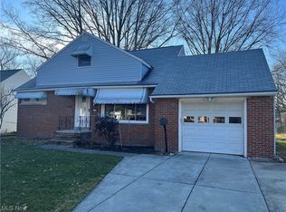 1930 Kapel Dr, Euclid, OH