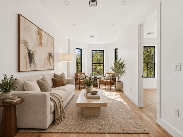 259 East 28th Street image 1 of 8