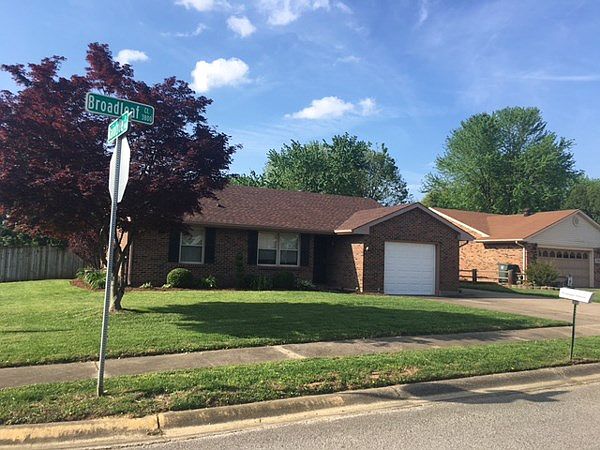 2nd image of 3800 Broadleaf Ct