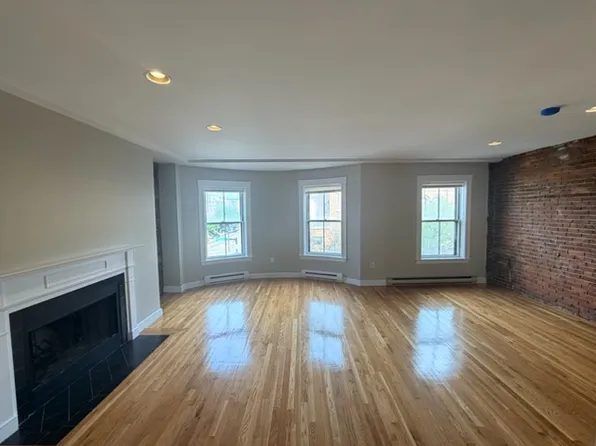 1750 Washington St #15, Boston, MA 02118