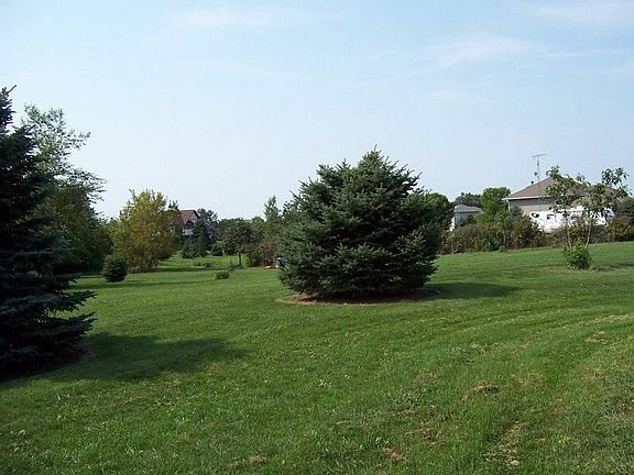 3rd image of 2992 Cottonwood Pl