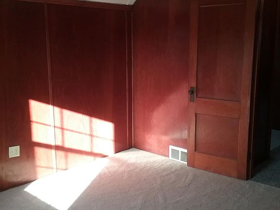 2nd image of 209 Parkland Blvd