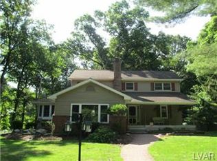 202 Mountain Park Rd, Allentown, PA 18103