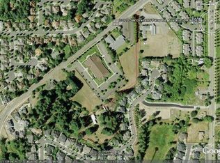 9925 SW Iowa Dr, Tualatin, OR 97062