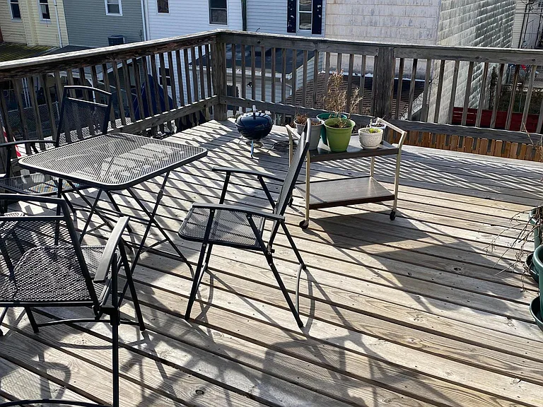 513 Edmond St #2 — Photo 12