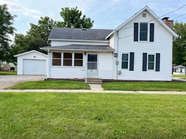 431 S 3rd Ave W, Newton, IA 50208