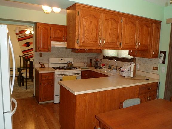 5th image of 10850 S Oak Park Ave