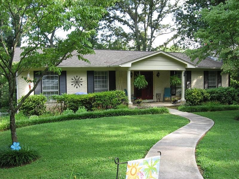 1st image of 1208 Grist Mill Cir