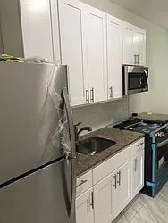 Rented by Christopher Devincenzi, LREB