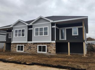 2884 Wild Goose Way, Stoughton, WI 53589