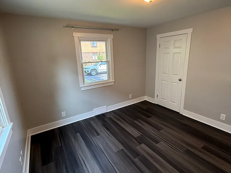 213 Garfield Ave #1 — Photo 13