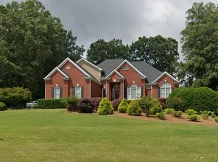 122 Sunningdale Dr, Winder, GA 30680