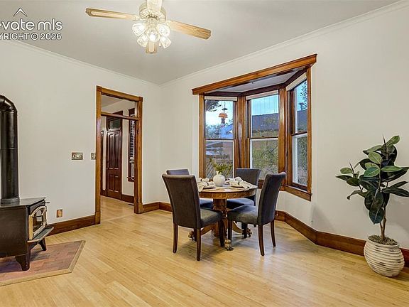 4th image of 2022 Armstrong Ave
