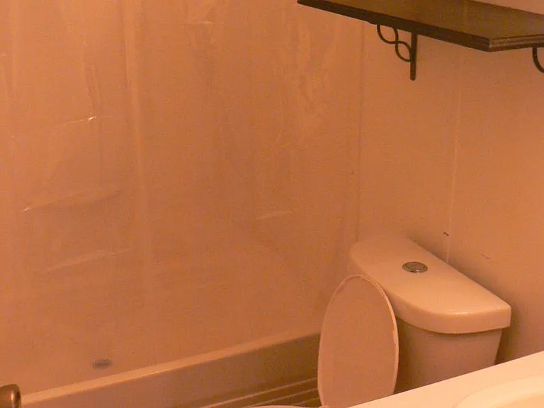 123 Yates Cir — Photo 8