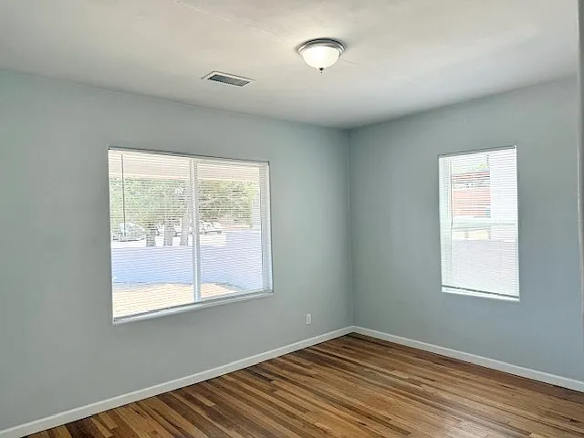 317 Morningside Dr SE — Photo 30