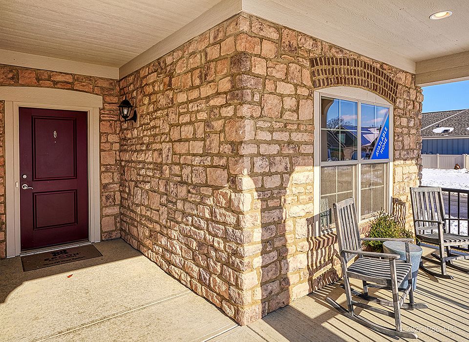 1st image of 437 Garden Gate Ln