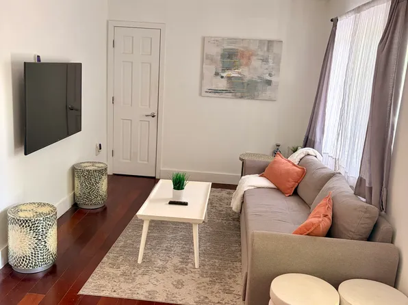 741 6th St, Miami Beach, FL 33139