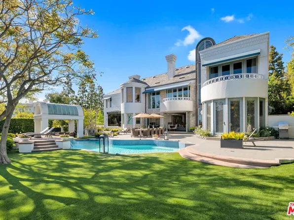 2496 Lancelot Ln, Los Angeles, CA 90077