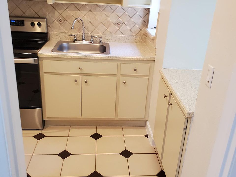 1st image of 20 San Sebastian Ave