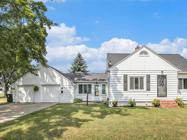 5719 Park Ave, Hudsonville, MI 49426