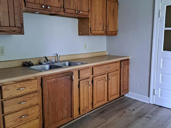 836 Cleveland Ave, Brackenridge, PA 15014