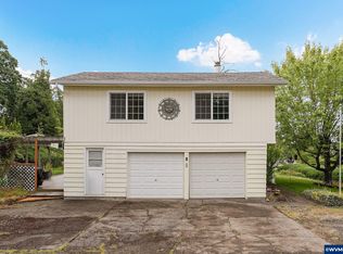 33724 Viewcrest Dr NE, Albany, OR 97322