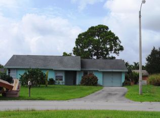 1520 SE Burning Ct, Pt Saint Lucie, FL 34953