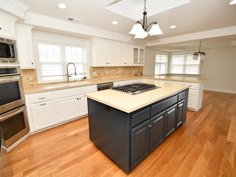 409 S Gertruda Ave — Photo 44
