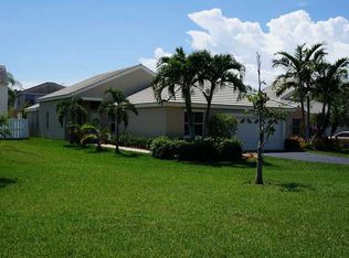 186 Bayridge Ln, Fort Lauderdale, FL 33326
