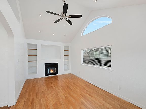 3rd image of 2455 S Galapago St