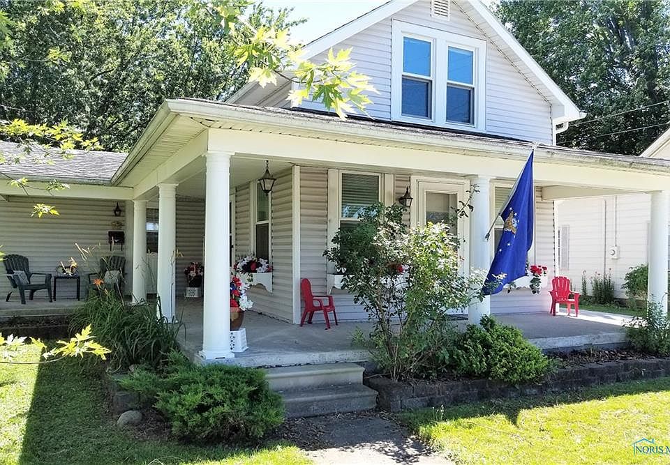 1st image of 411 Conneaut Ave