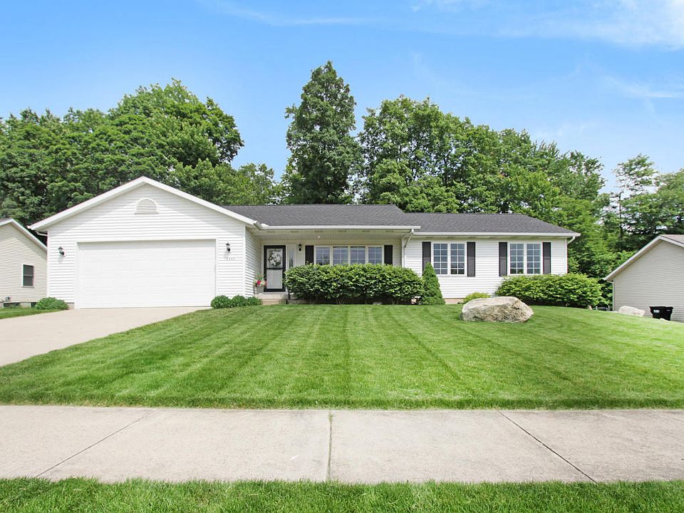 1st image of 5944 Grand Oaks Dr NE