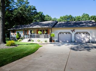 109 Willow Wood Dr, Muskegon, MI 49442