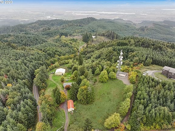 4th image of 23808 NW Skyline Blvd