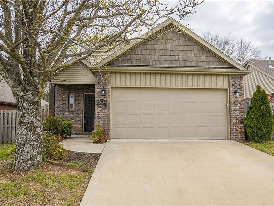 1st image of 2634 N Villa Blvd