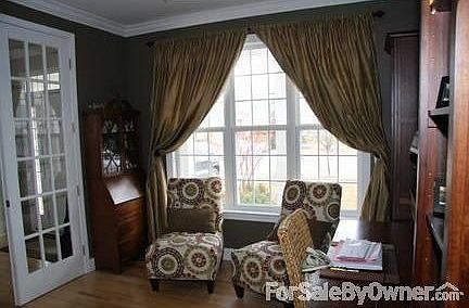 3rd image of 3621 N Wilson Ct