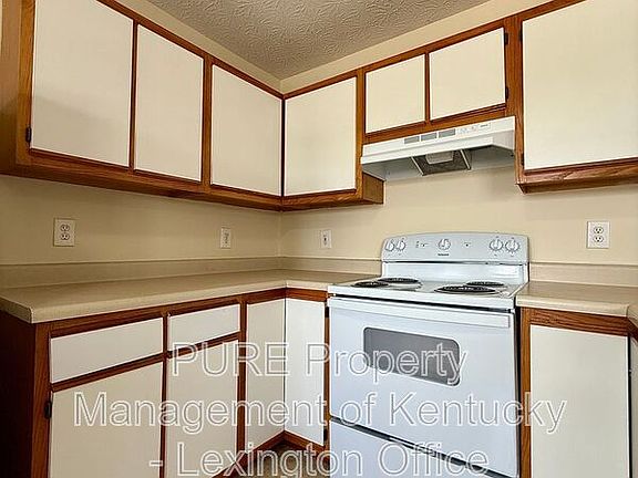 2nd image of 148 Grinder Ct
