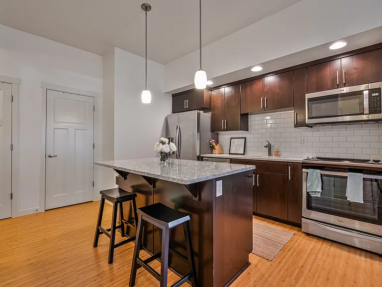 13915 SW Meridian St #108 — Photo 4