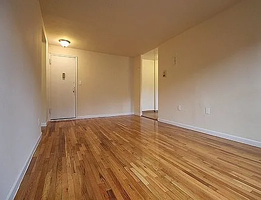 Rented by SW Queens Mezzanine | media 6