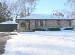 8424 Knox Ave S, Bloomington, MN 55431