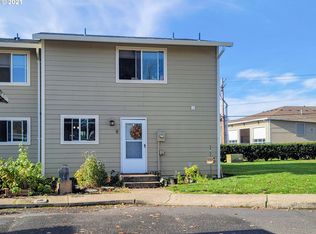 3305 E Vittoria Way APT 8, Newberg, OR 97132