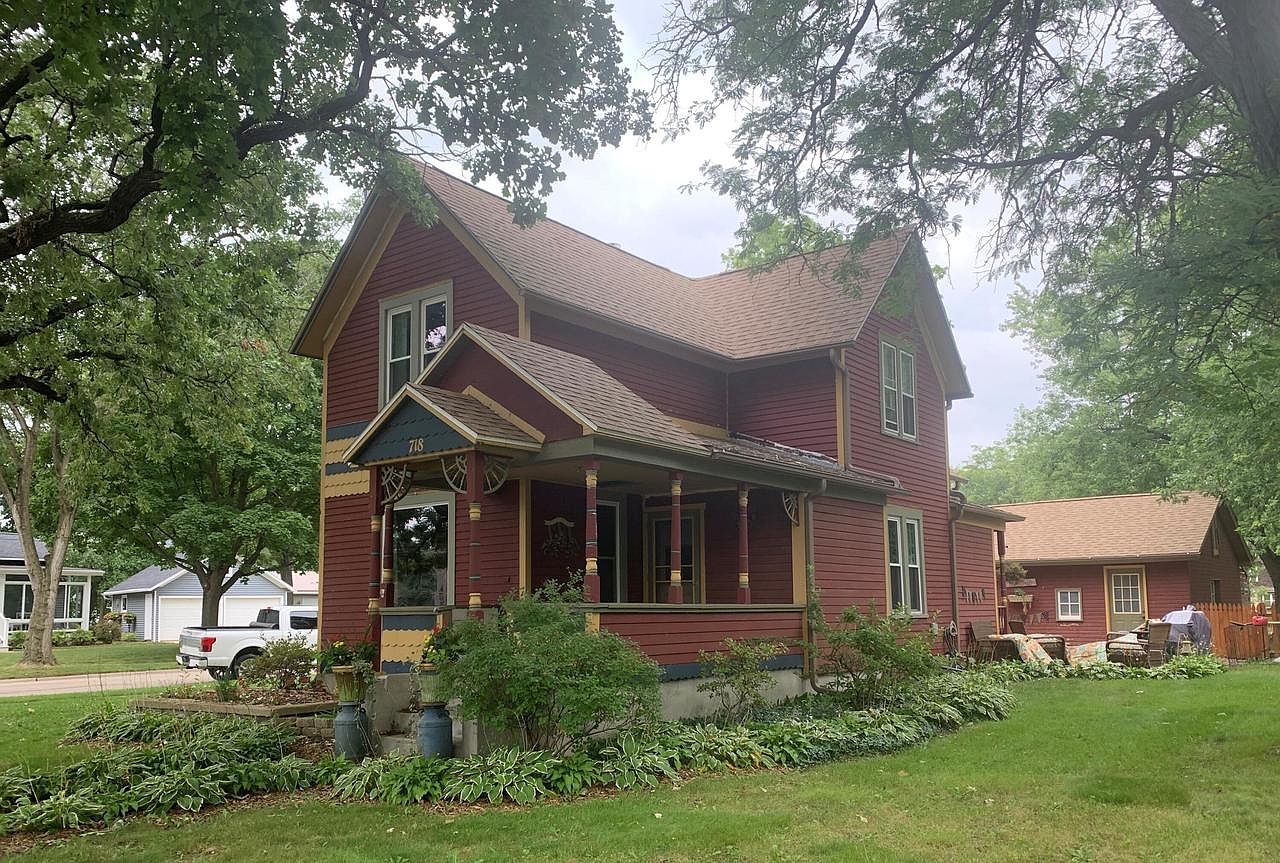 718 Riverside Dr, Fort Atkinson, WI 53538 Zillow