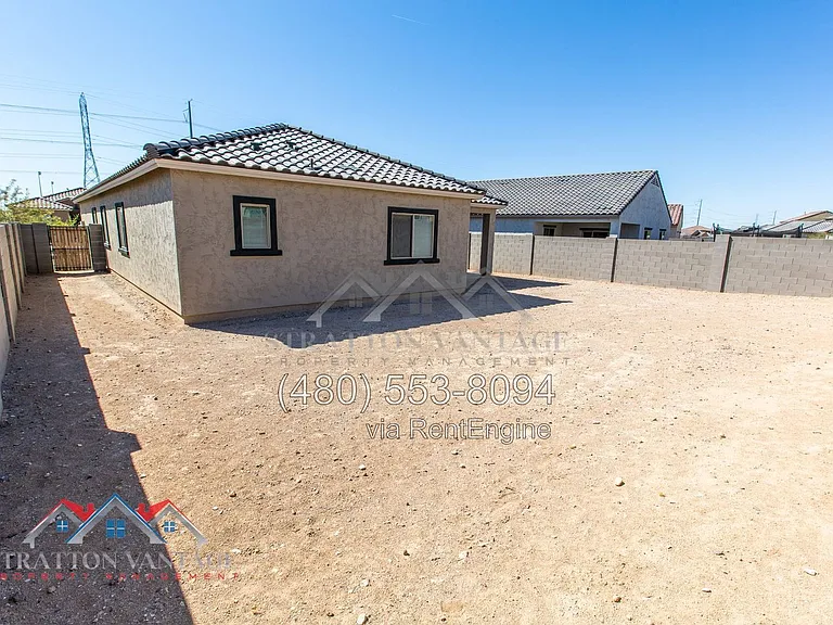 24530 W Flores Dr — Photo 45