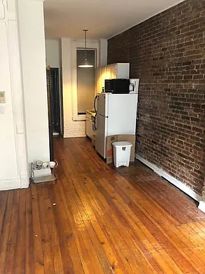 Rented by Eric Goodman Realty Corp | media 21