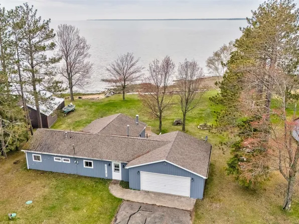 9135 25th Rd, Garden, MI 49835