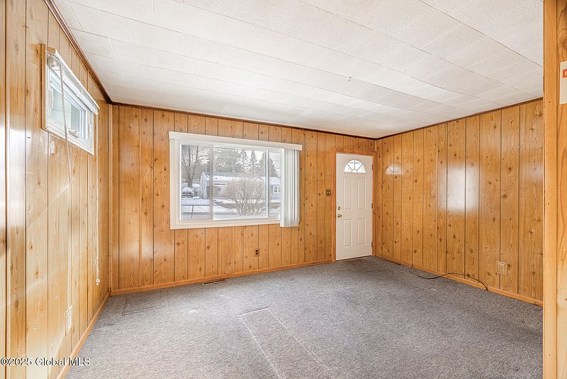 3rd image of 20 Plaske Drive