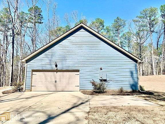 3rd image of 3308 Paddock Rd