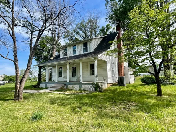 1334 Price St, Montvale, VA 24122